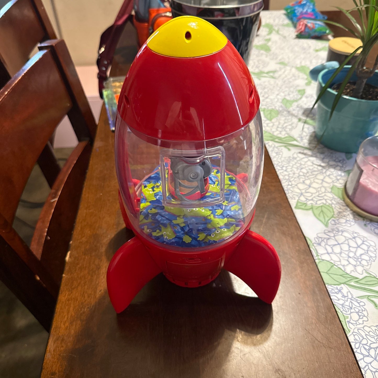Disney Pixar Toy Story Alien Claw Machine Pizza Planet Space Crane Works Great